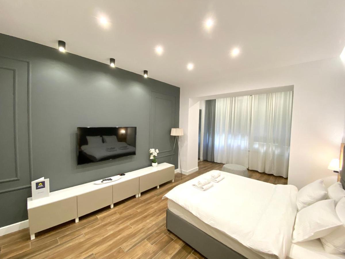 Moni Downtown Luxury Apartments Белград Екстер'єр фото